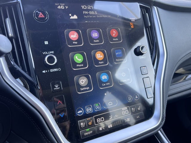 2024 Subaru Outback Touring photo 4