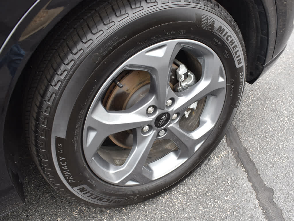 2024 Ford Escape ST-Line photo 8