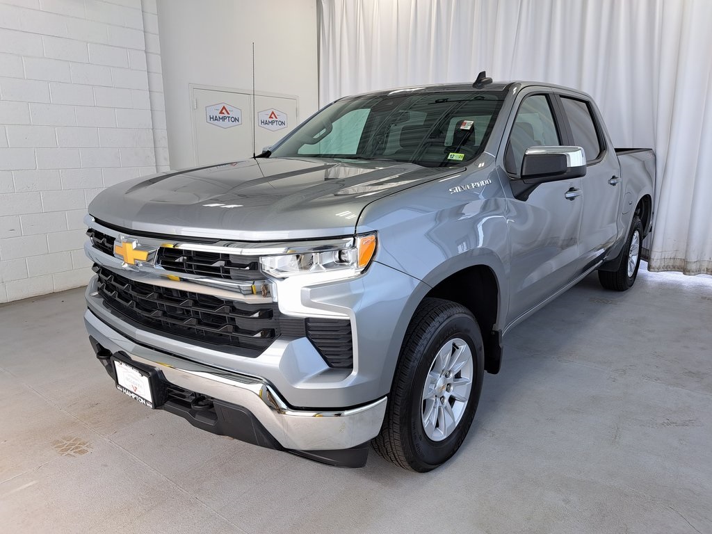 2025 Chevrolet Silverado 1500 LT photo 2