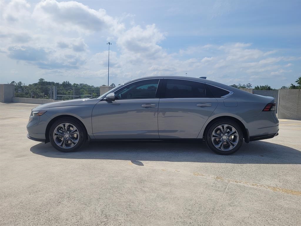 2025 Honda Accord Hybrid EX-L photo 2