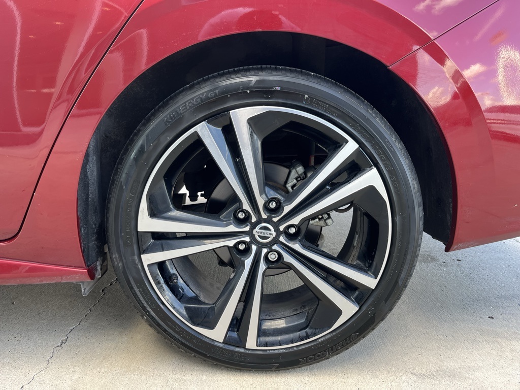 2023 Nissan Sentra SR photo 18