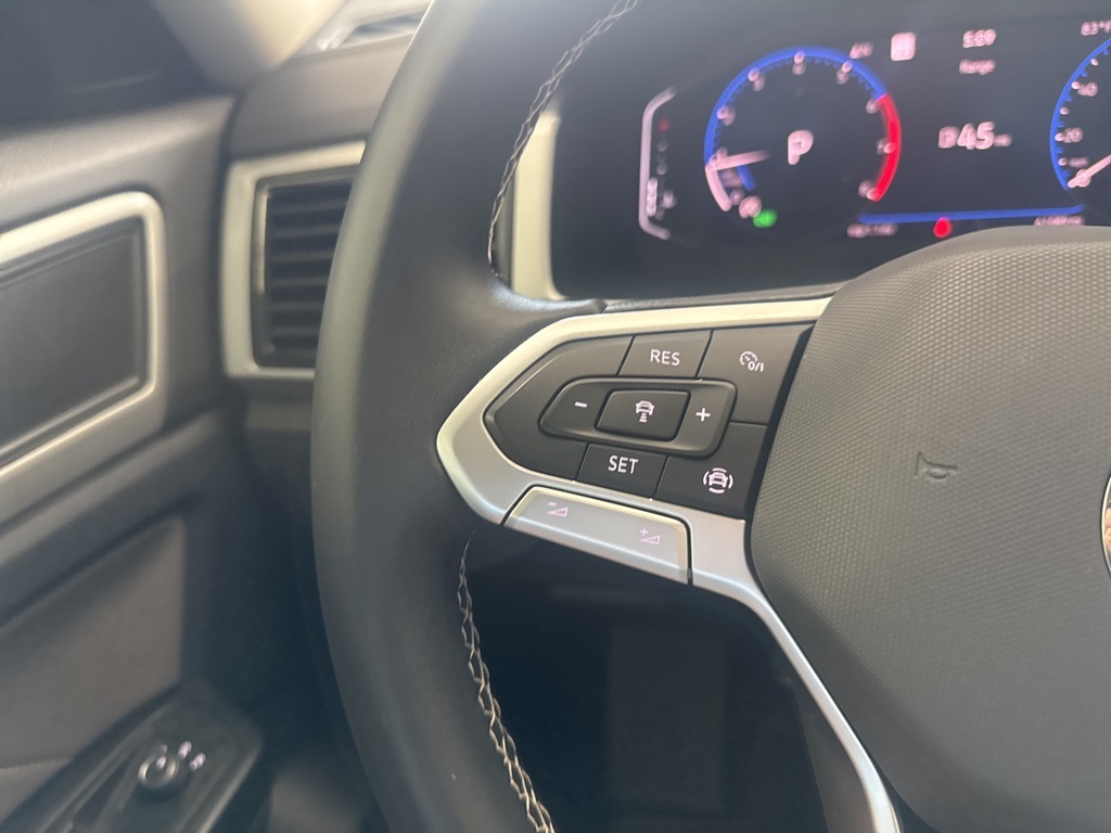 2021 Volkswagen Atlas SEL photo 16