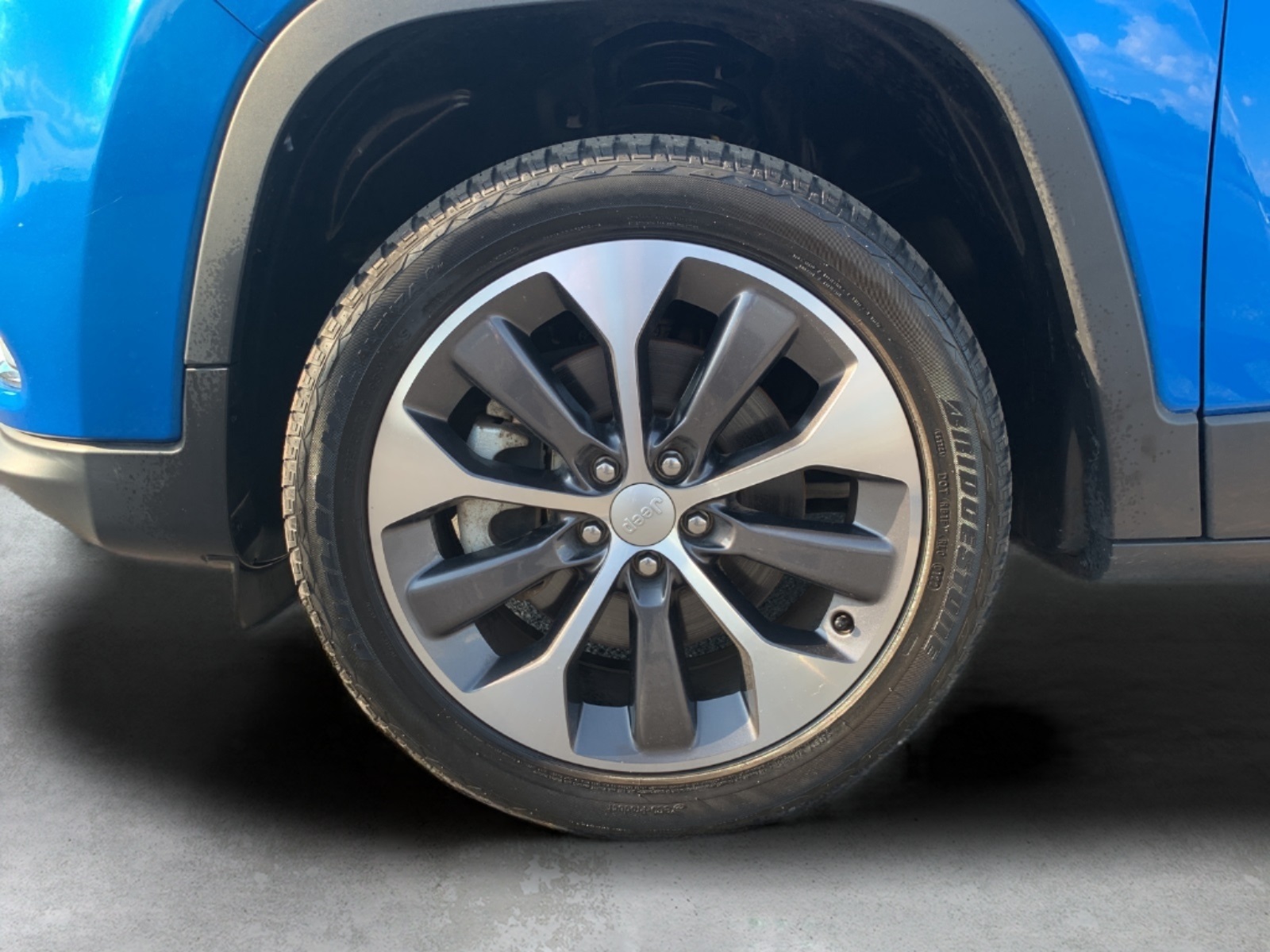 2022 Jeep Cherokee Limited photo 9