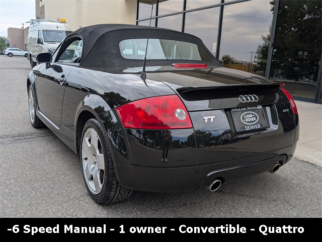 2001 Audi TT Base Quattro photo 4