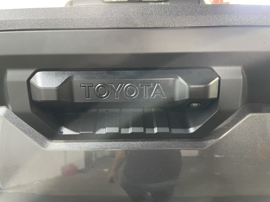 2025 Toyota Tundra SR photo 15
