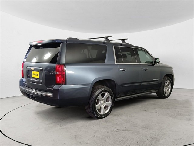 2019 Chevrolet Suburban Premier photo 4