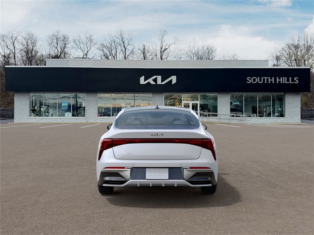 2025 Kia K5 EX photo 4
