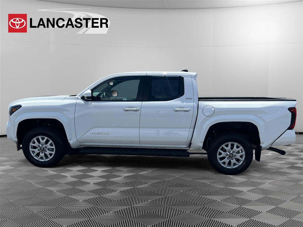 2024 Toyota Tacoma SR5 4x4 photo 2