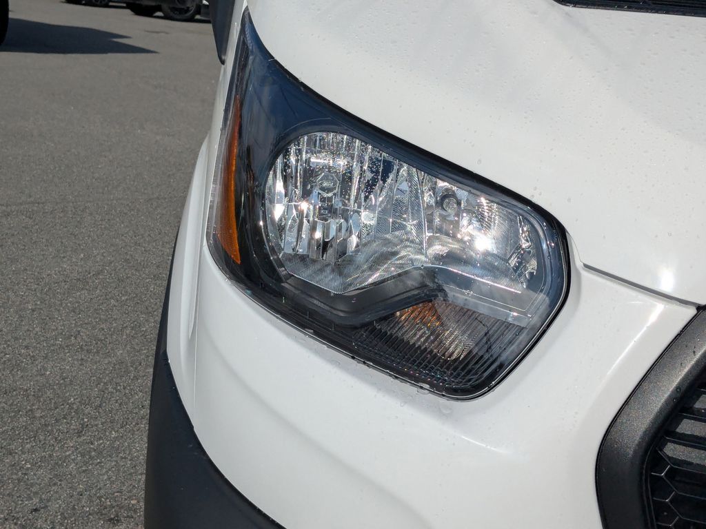 2025 Ford Transit photo 10
