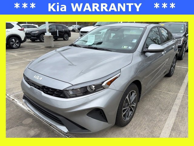 2023 Kia Forte LXS's photo