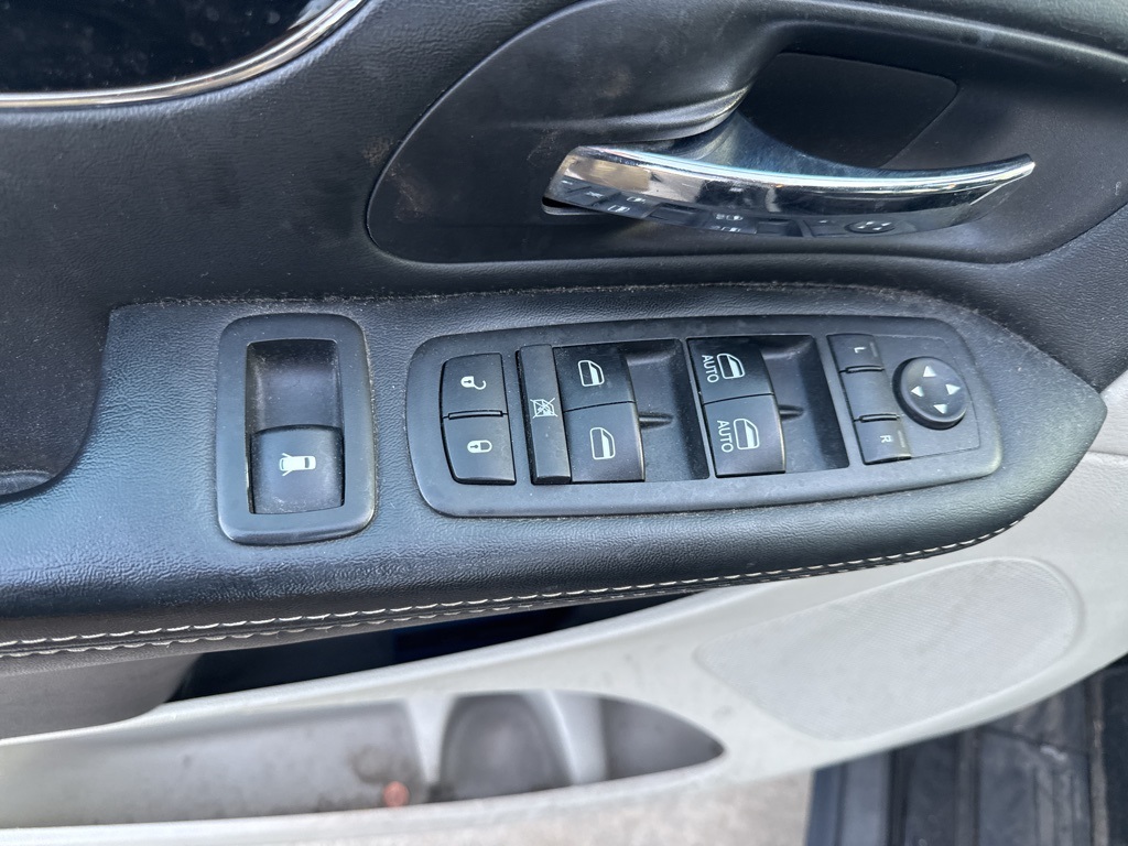 2018 Dodge Grand Caravan SXT photo 14