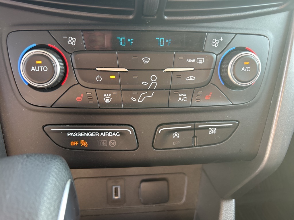 2018 Ford Escape SE photo 16