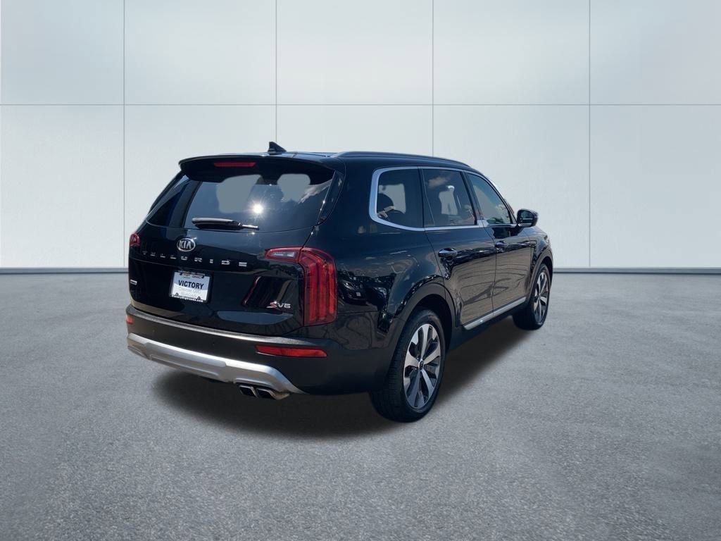 2021 Kia Telluride S photo 2