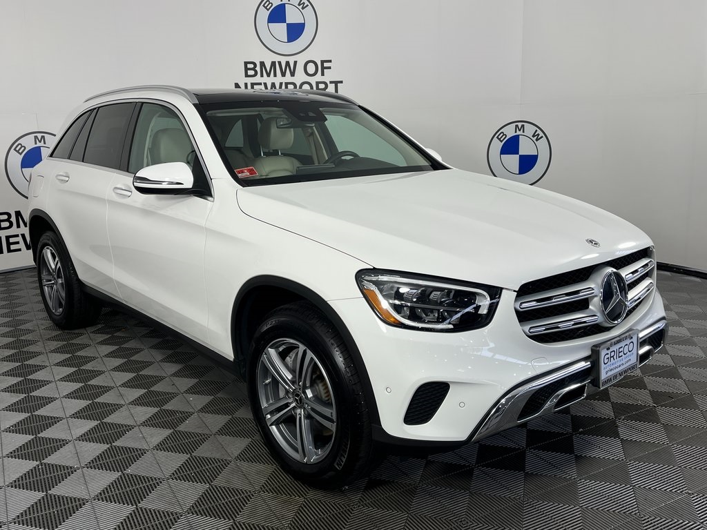 2022 Mercedes-Benz GLC GLC300's photo