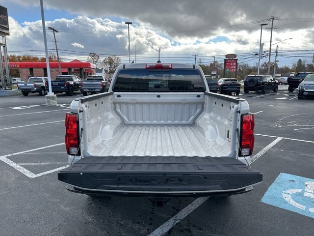 2026 Chevrolet Colorado Trail Boss photo 3