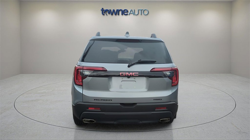 2023 Gmc Acadia SLE photo 3