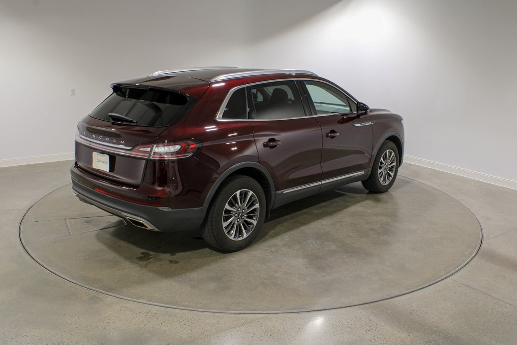 2023 Lincoln Nautilus Standard photo 4