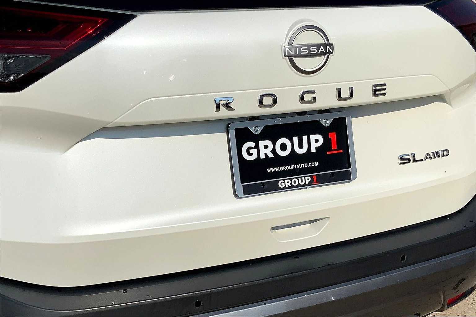 2023 Nissan Rogue SL photo 26