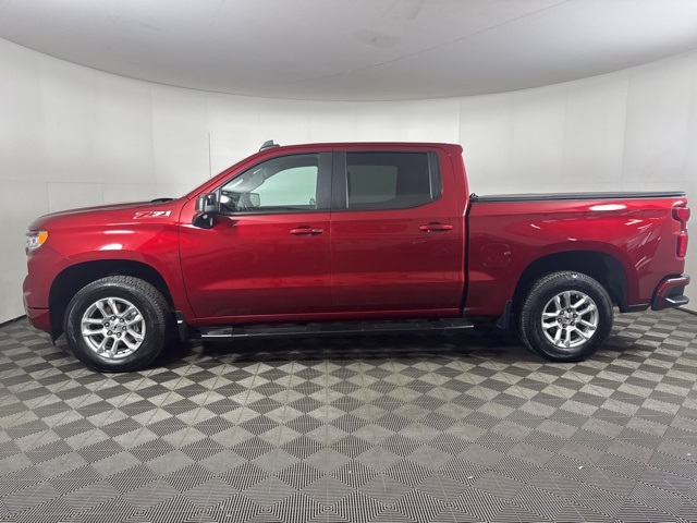 2022 Chevrolet Silverado 1500 RST photo 7