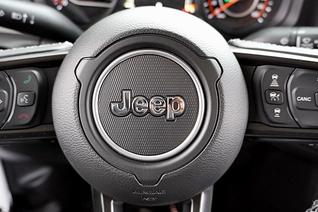 New 2025 Bright White Clear-Coat Exterior Paint Jeep Willys image 45