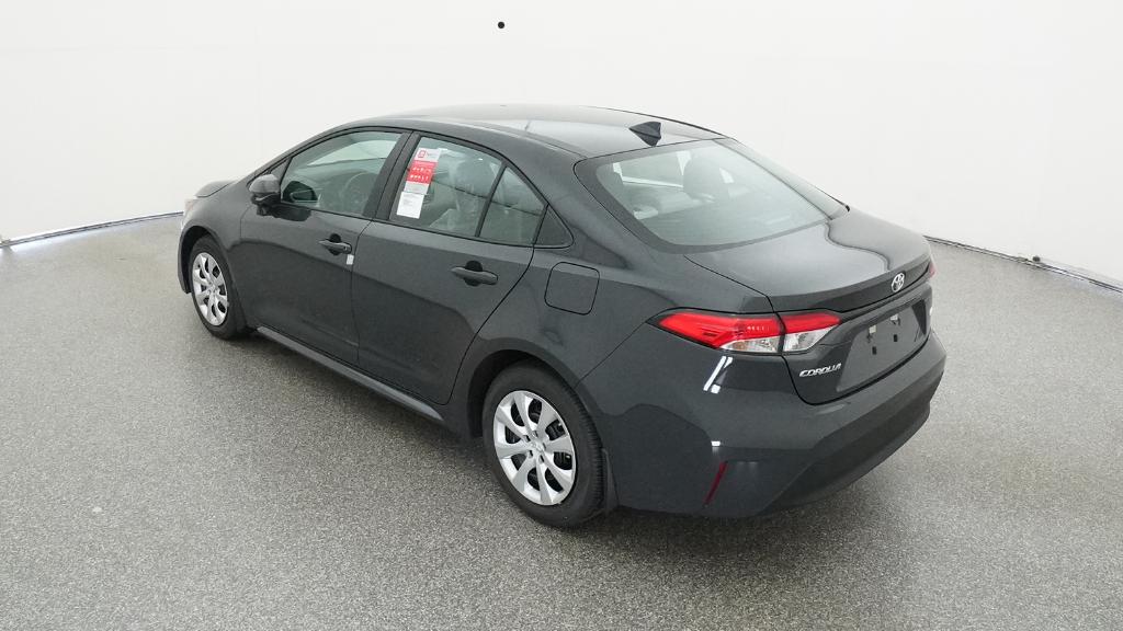 2025 Toyota Corolla LE photo 13