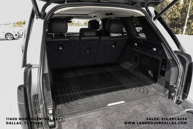 2023 Land Rover Range Rover SE photo 50
