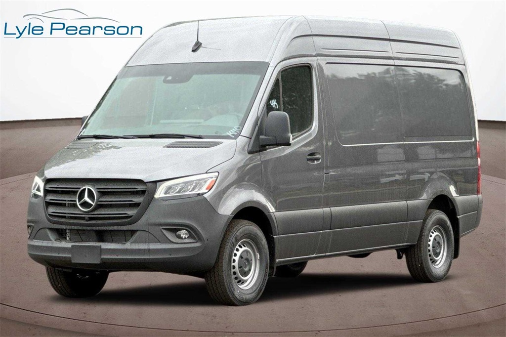 2024 Mercedes-Benz Sprinter Crew Van Base's photo
