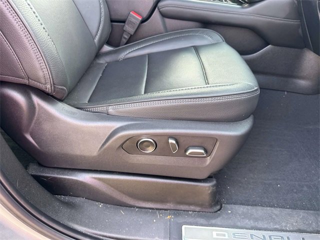 2025 Gmc Yukon XL Denali photo 12