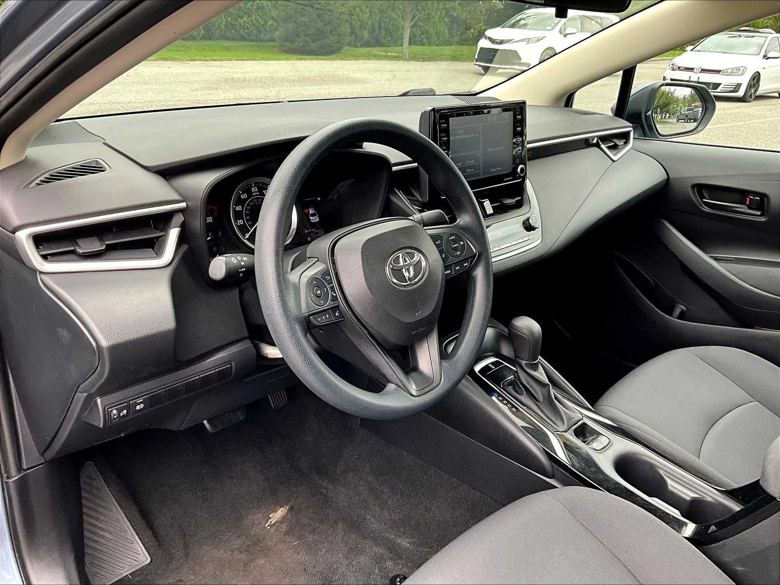2022 Toyota Corolla LE photo 8