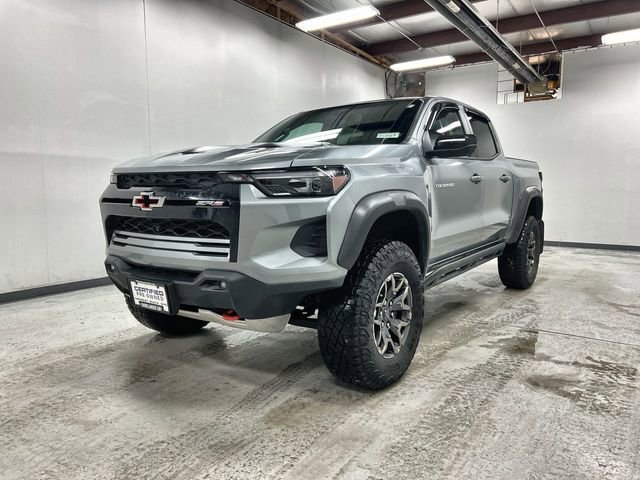 2025 Chevrolet Colorado ZR2's photo