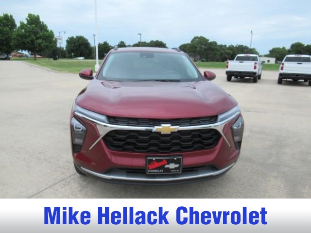2024 Chevrolet Trax LT photo 14