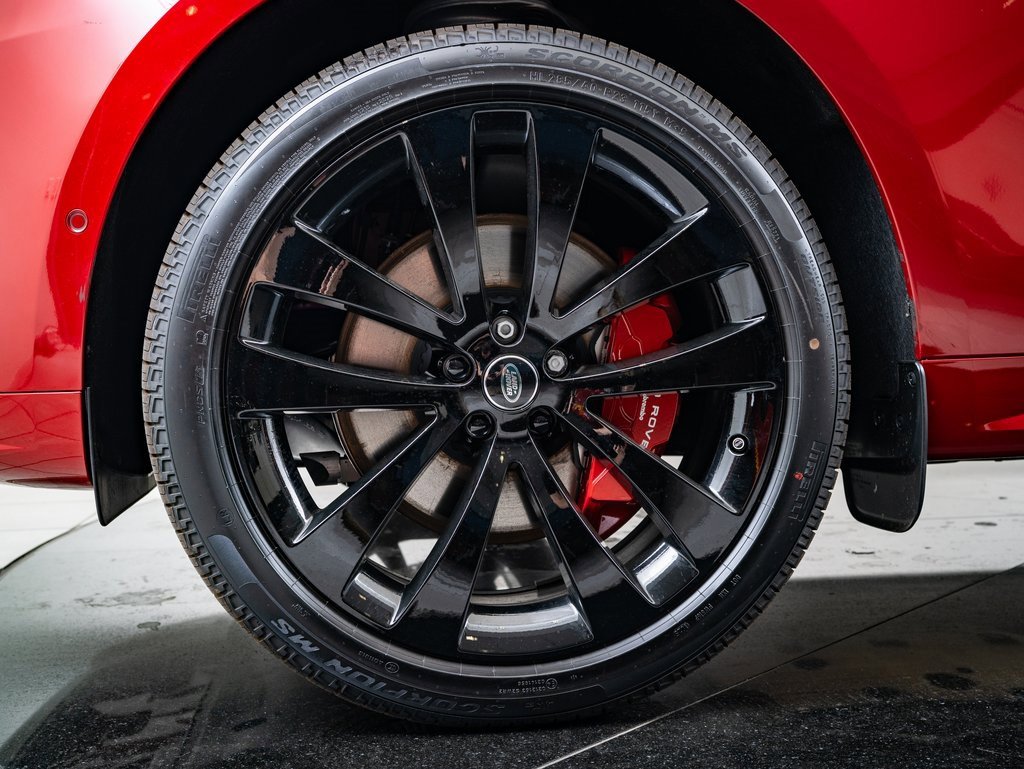 2025 Land Rover Range Rover Sport SE photo 12