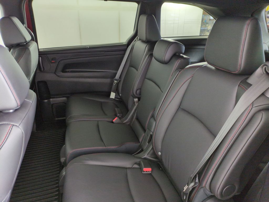 2026 Honda Odyssey photo 21
