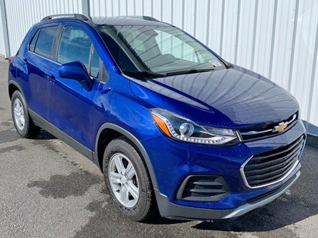 2017 Chevrolet Trax LT photo 2