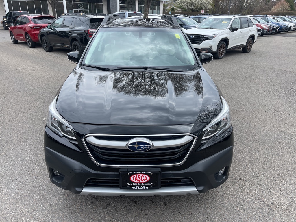 2022 Subaru Outback Limited photo 2