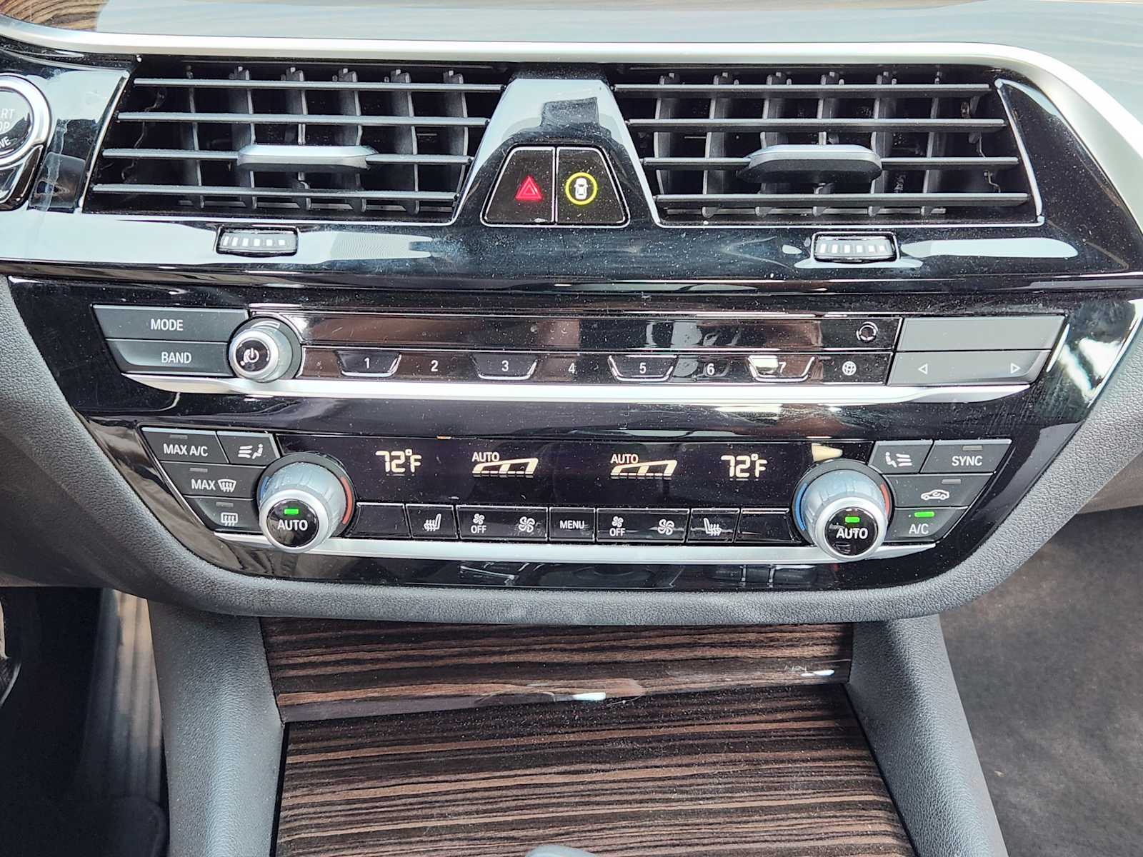 2023 Bmw 530i photo 14