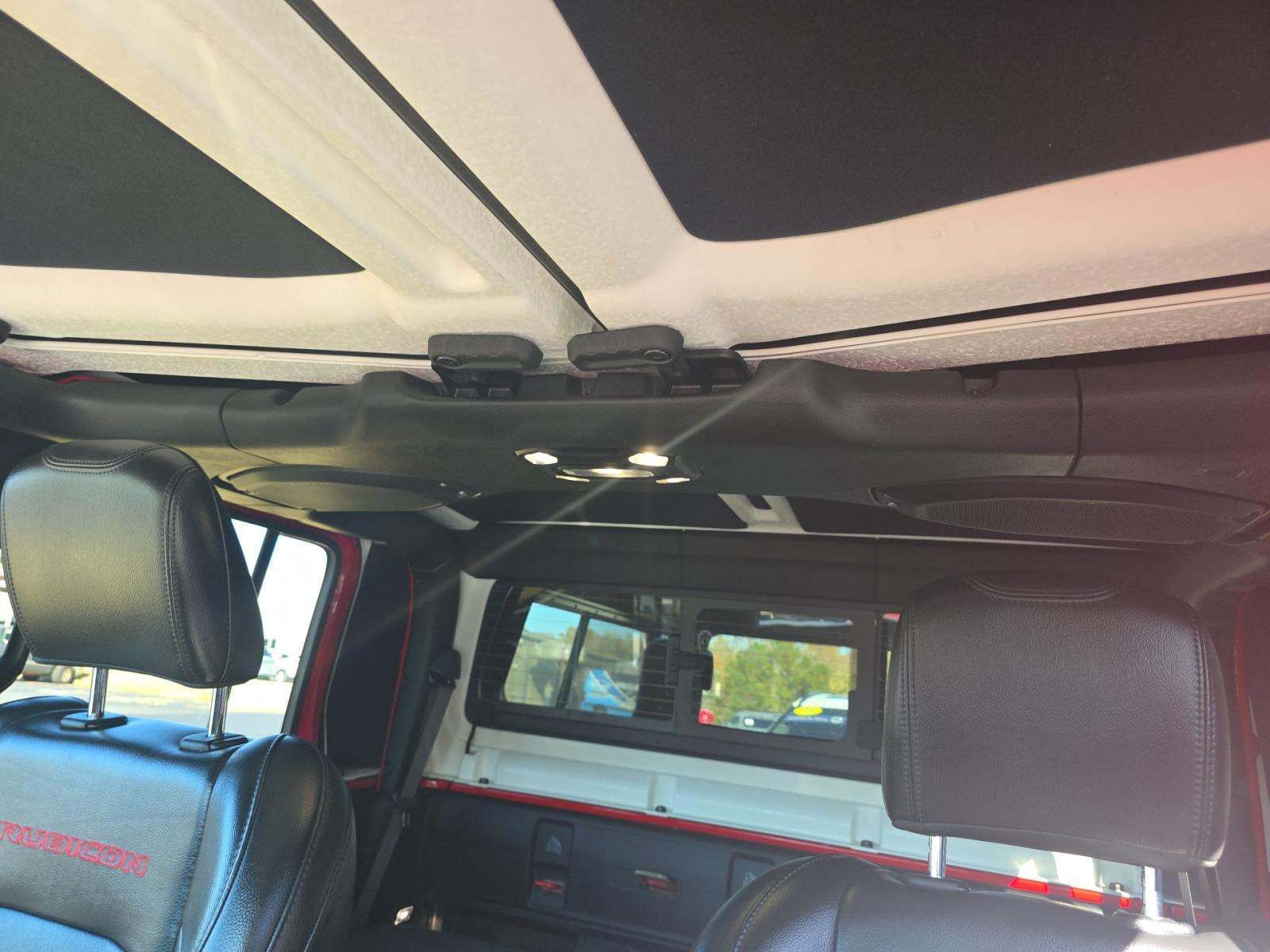 2023 Jeep Gladiator Rubicon photo 3