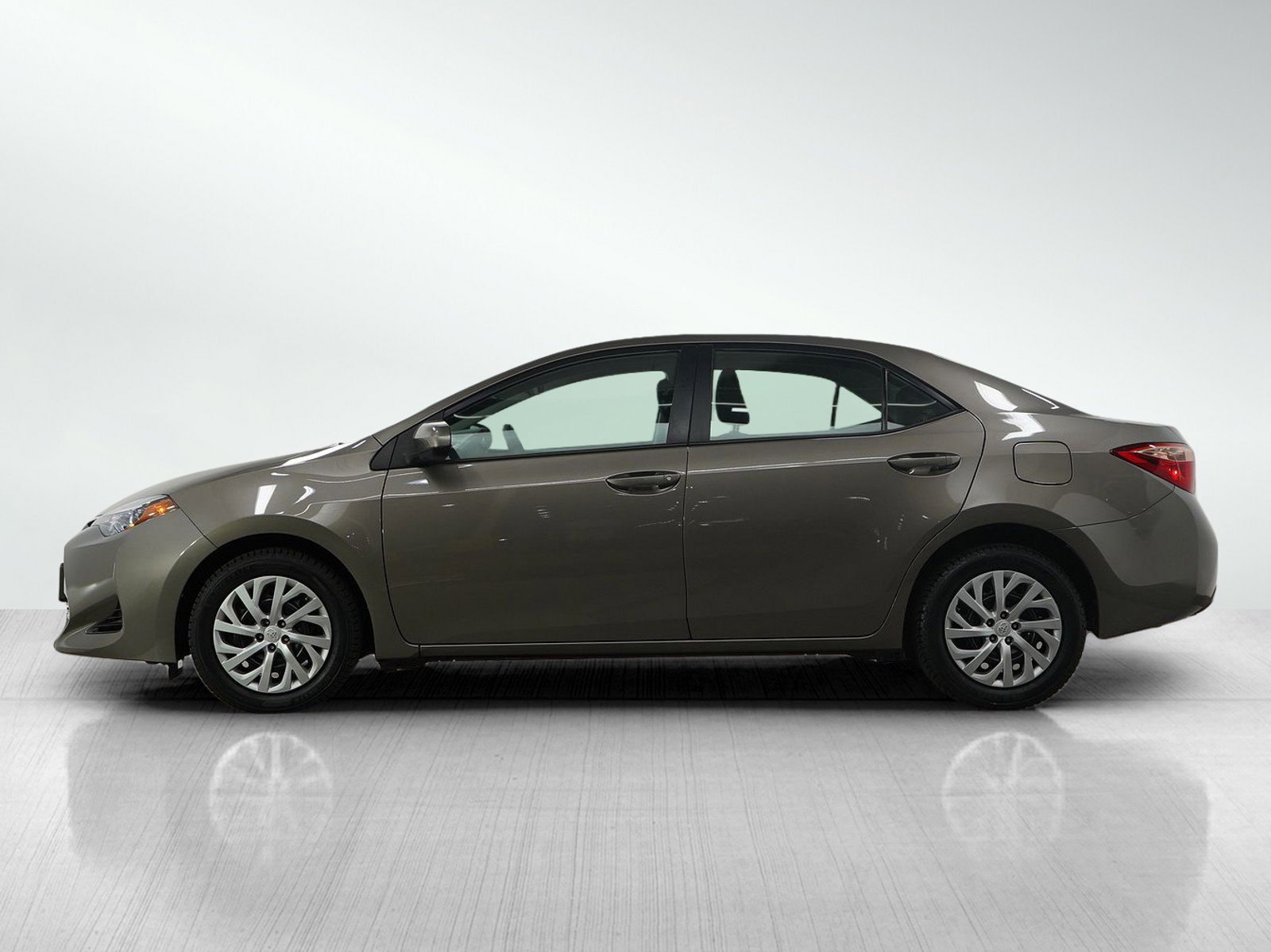 Used 2017 Toyota Corolla LE with VIN 2T1BURHE4HC945021 for sale in Bloomington, Minnesota