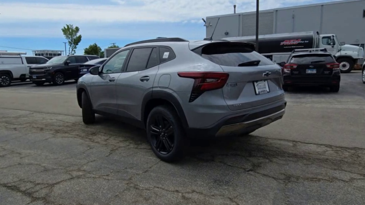 2025 Chevrolet Trax ACTIV photo 7