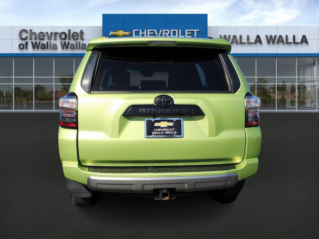 2023 Toyota 4Runner TRD Off-Road Premium photo 4