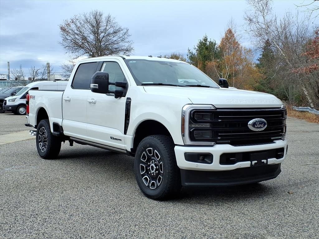 2026 Ford F-250 Super Duty Platinum's photo