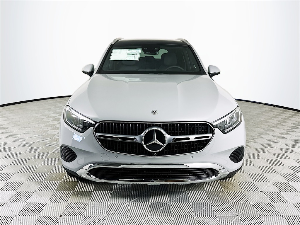 2026 Mercedes Benz GLC 300 4MATIC photo 2