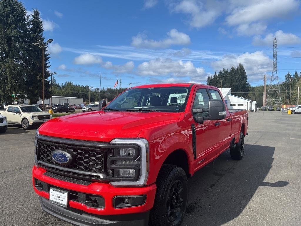 2025 Ford F-350 Super Duty XL's photo