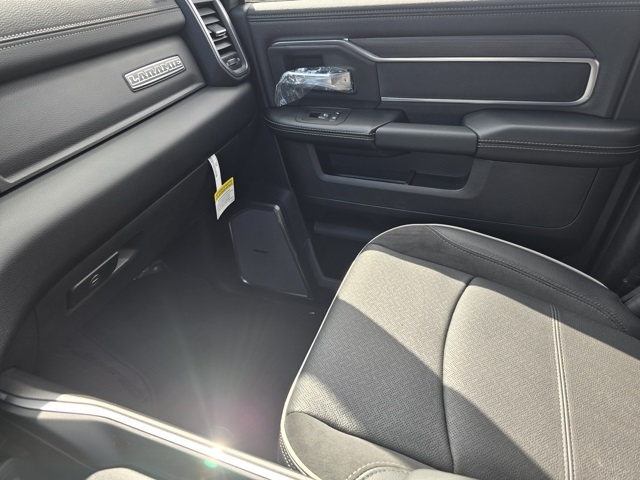 2025 Ram 2500 Laramie photo 14