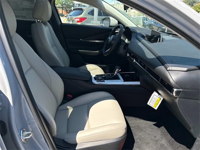 2025 Mazda CX-30 2.5 S Preferred photo 16