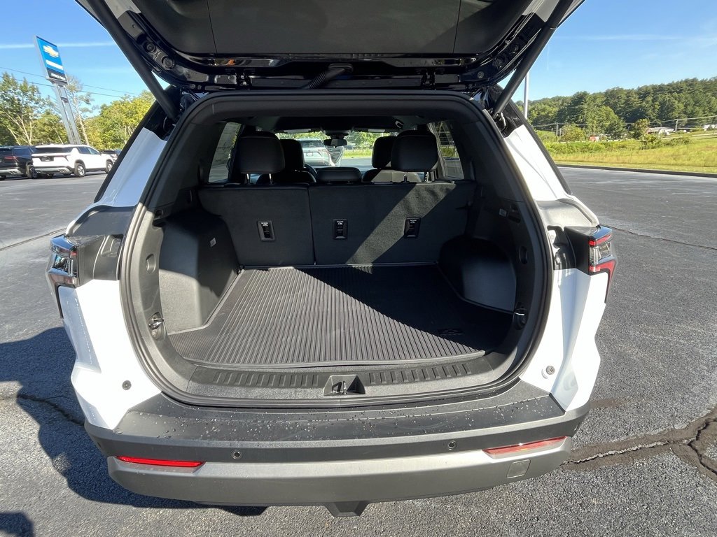 2026 Chevrolet Equinox LT photo 14