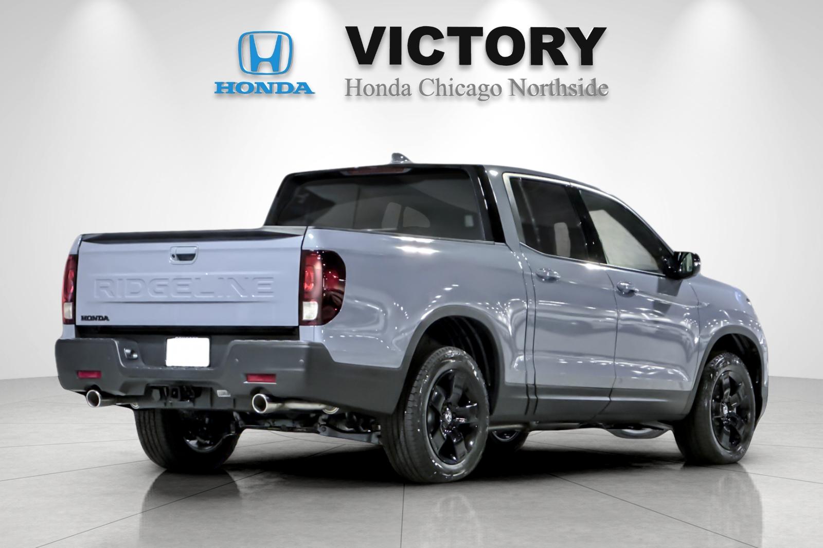 2026 Honda Ridgeline Black Edition photo 4