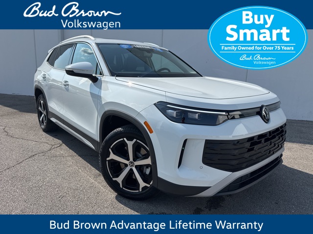 2025 Volkswagen Tiguan SE's photo