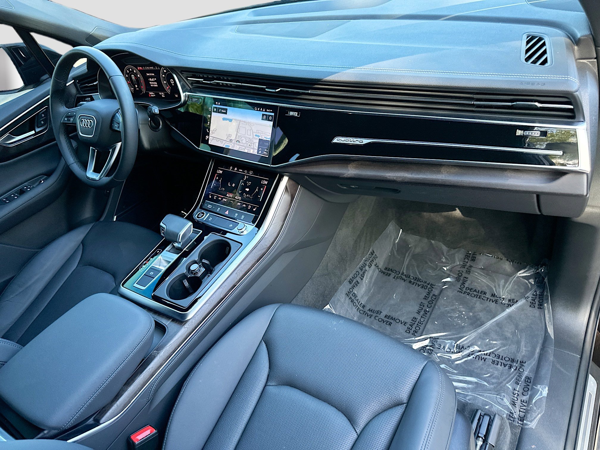 2024 Audi Q7 Premium Plus photo 33