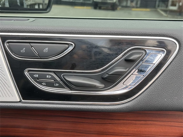 2022 Lincoln Navigator L Reserve photo 27
